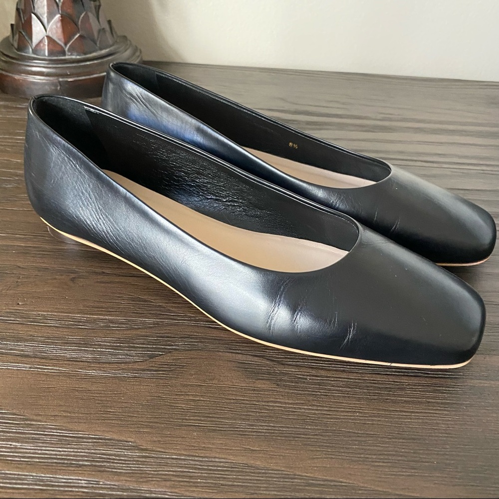 EUC Everlane 90s Square Toe Flats in Black Leather Made in Italy